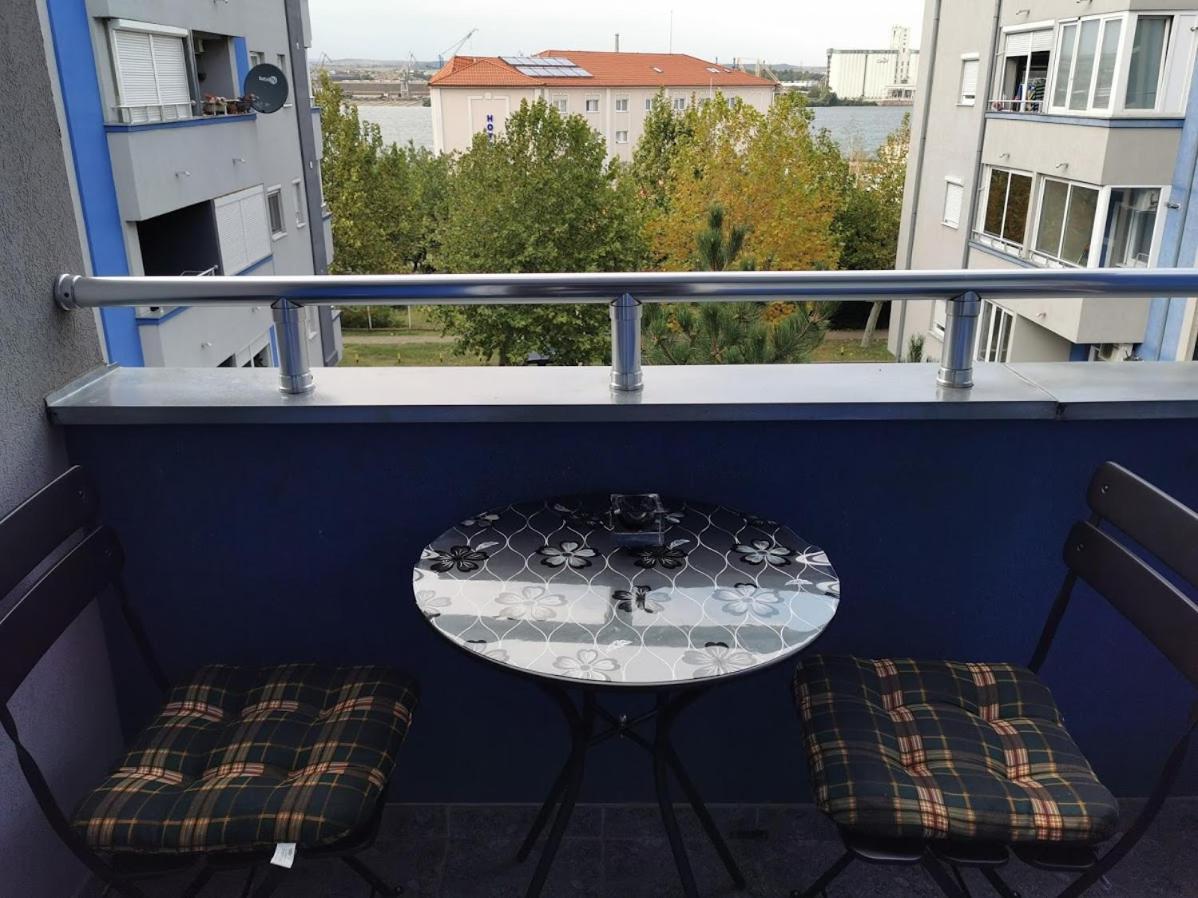 Apartman Bondi 2 Kladovo Exteriér fotografie